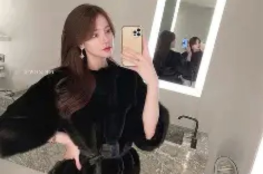 网红小马云成年即曝恋情绯闻女友直播间否认剧本炒作